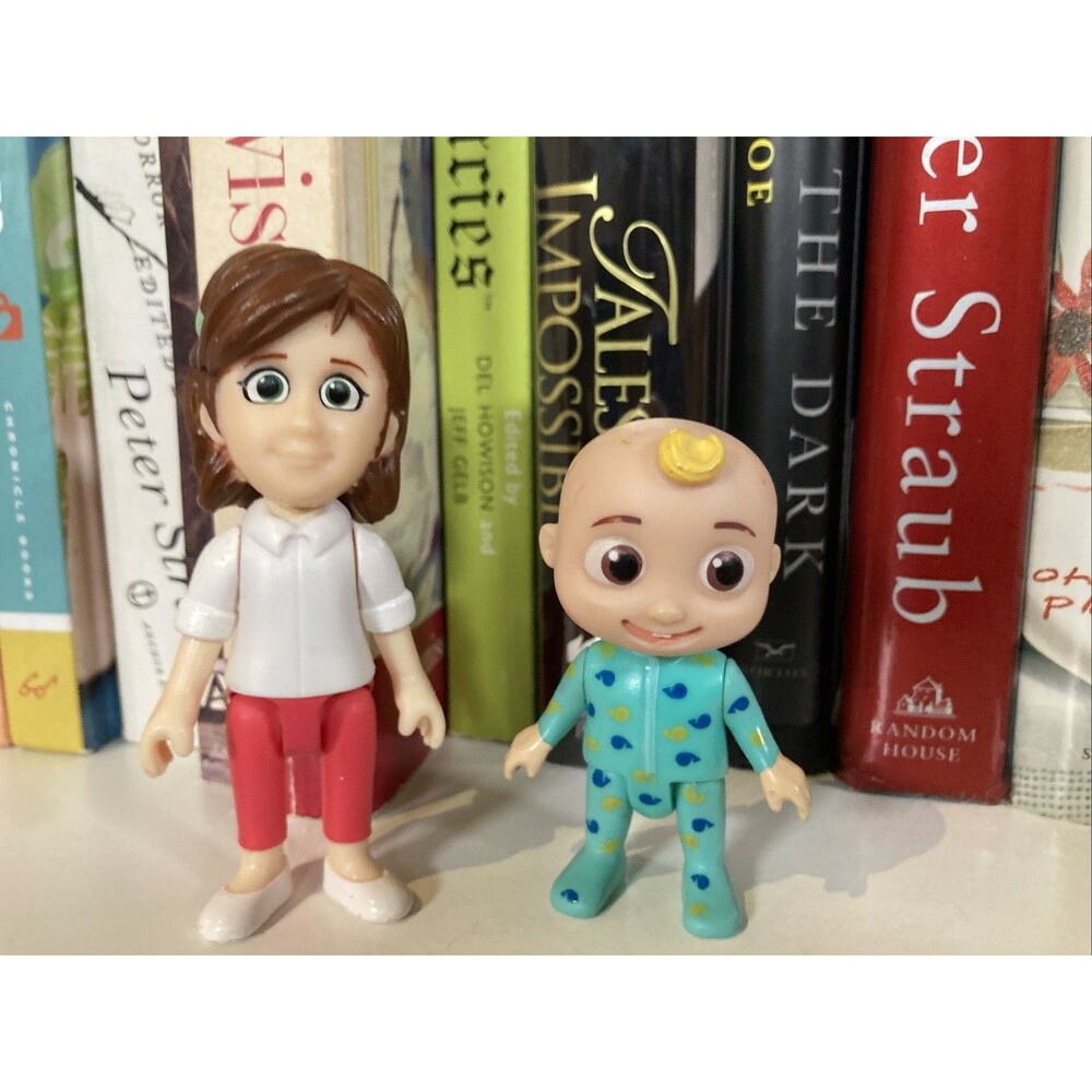 Cocomelon Figurine Bundle Of 2 Mommy And JJ